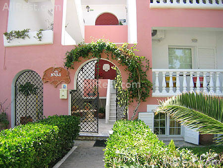 Villa Naias 